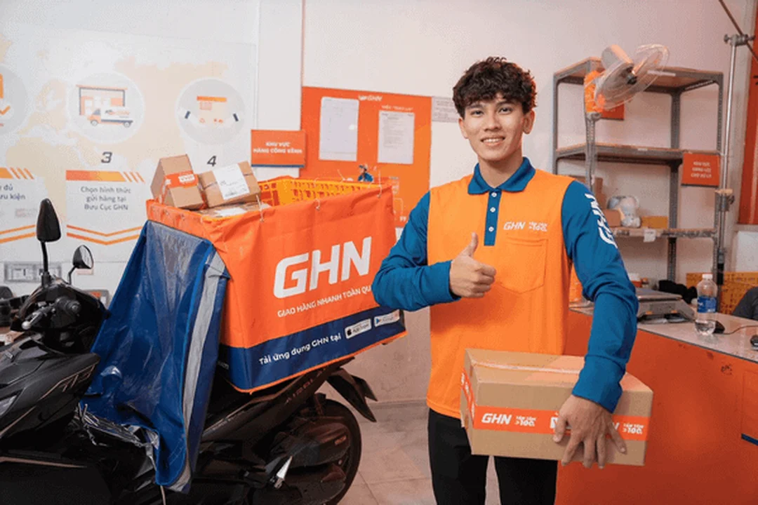 Vận chuyển và giao nhận hàng mỹ phẩm